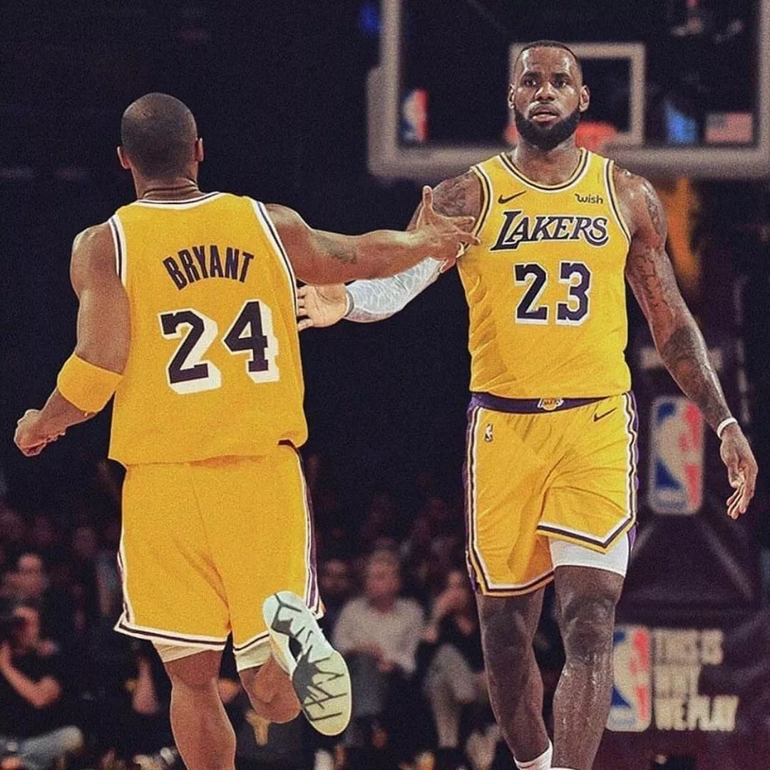 半场：巴萨2-1阿拉维斯，亚马尔破门+失良机，奥尔莫建功（半场战罢：巴萨2-1领先阿拉维斯，亚马尔破门并失良机，奥尔莫建功）