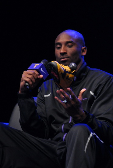 国米意甲对阵科莫10连胜，近6场全部零封取胜创纪录（国米对科莫意甲豪取10连胜，近6战场场零封创纪录）