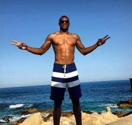 早报：英格兰流行下克上（早讯：英格兰赛场冷门频出）