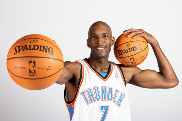 尤文vs帕福斯：伊尔迪兹搭档戴维，洛卡特利、坎比亚索出战（尤文对阵帕福斯：伊尔迪兹联手戴维，洛卡特利与坎比亚索登场）