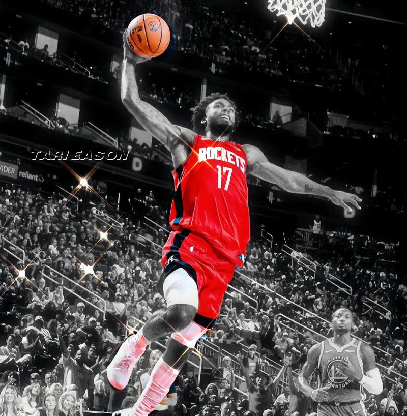 篮球勇士替补球员连续得分上双（勇士替补席连场有人得分上双）