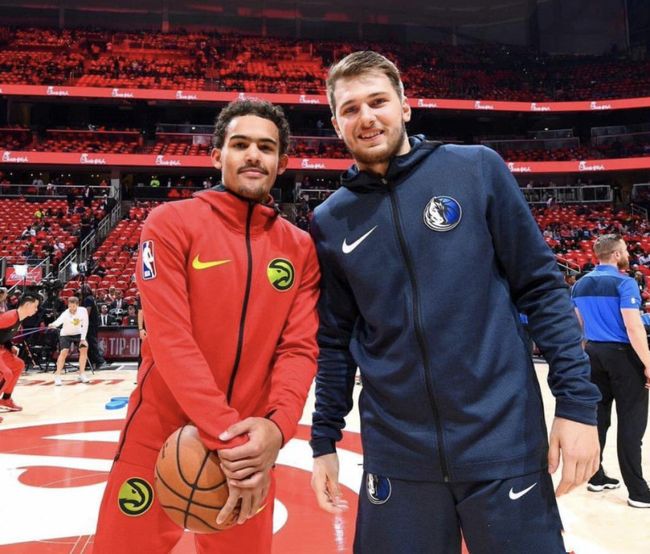 梅州客家因财务危机降级，未能延续奇迹，暴露中国足球现实困境。（财务危机致梅州客家降级，奇迹难续，折射中国足球困局）