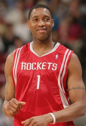 篮网遭遇伤病侵袭 波特因伤缺战76人 萨拉夫复出在即（篮网陷入伤病潮：波特缺席对阵76人，萨拉夫复出在望）